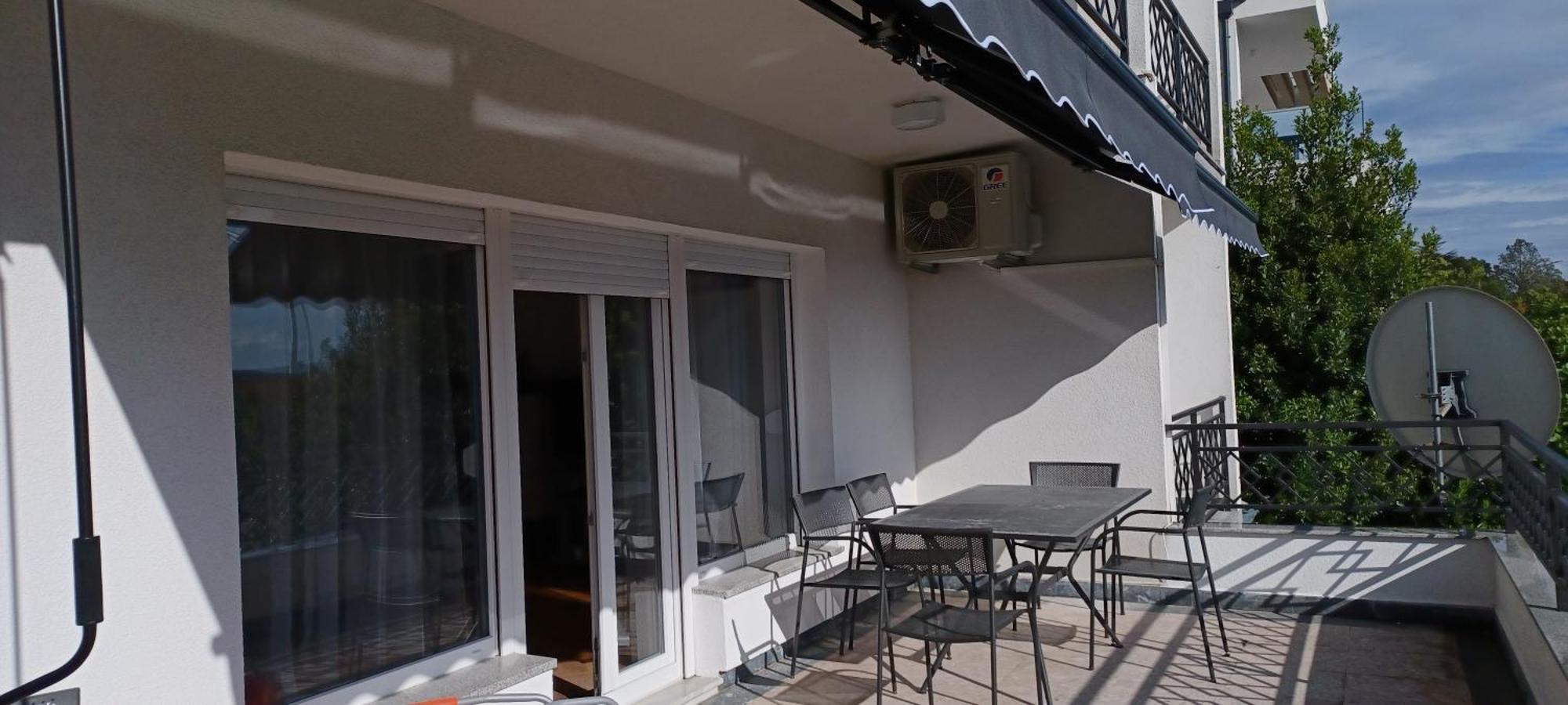 Helen Apartments Crikvenica Exterior photo